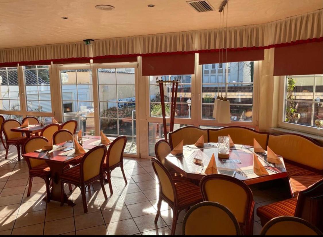 Hotel Restaurant Germania Neuwied Exterior photo